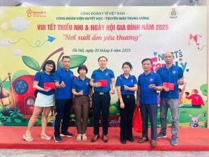 HIẾN MÁU NHÂN ĐẠO
